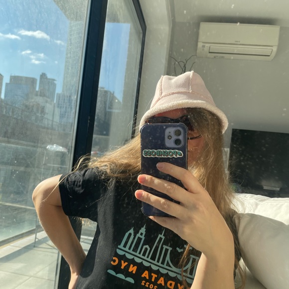 Land’s End Blush Vegan Suede Sheep Skin Collapsible Bucket Hat - Picture 10 of 16